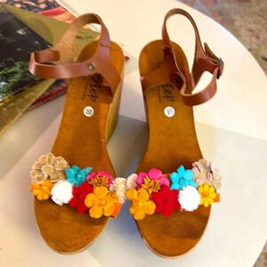 BioStep Women's Leather Floral Wedge Sandals Size US 10  made in Spain NWOT
